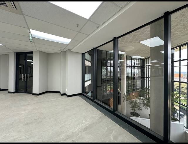 417M² OFFICE TO LET IN SANDTON CENTRAL